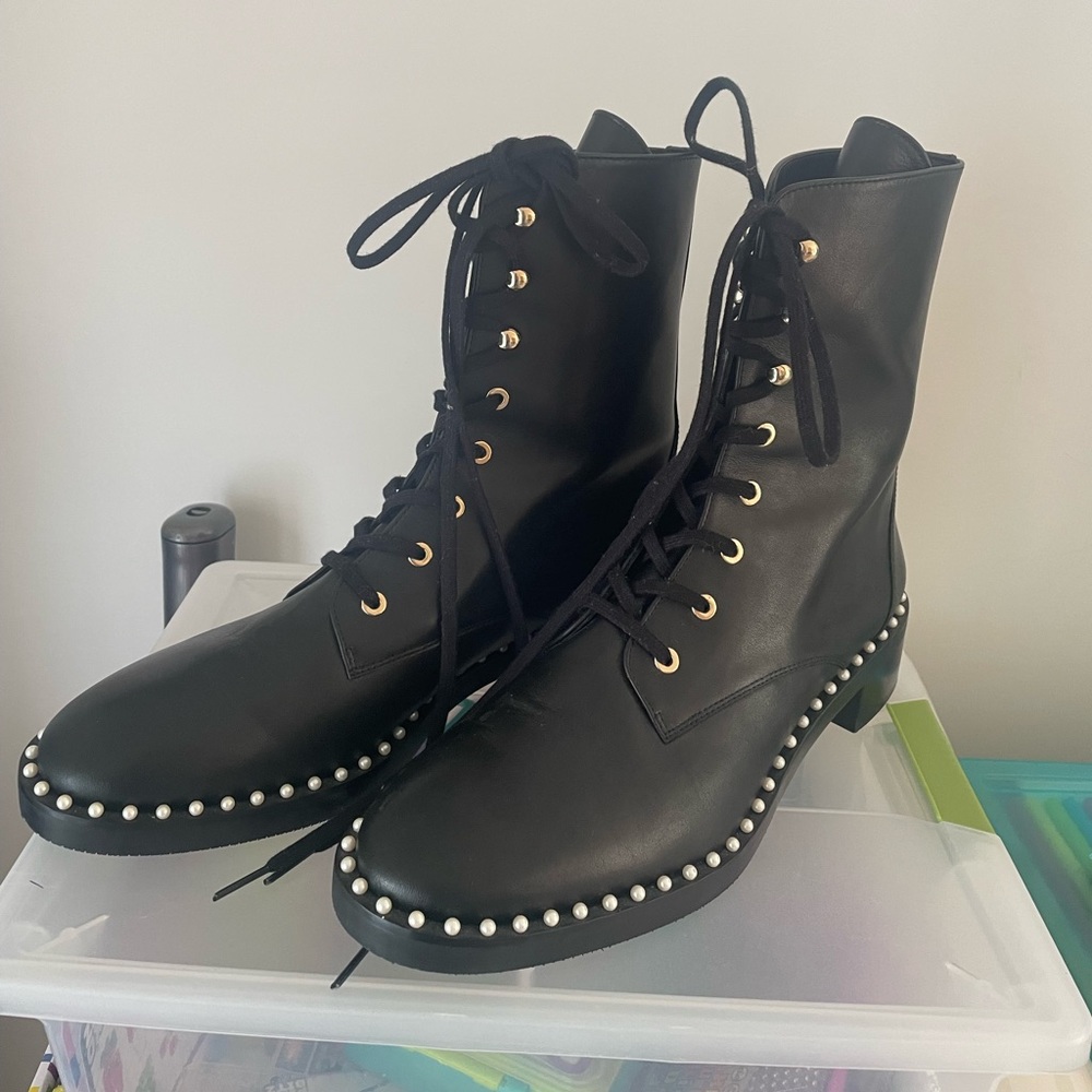 Stuart Weitzman Sondra boots - brand new (worm only in house).